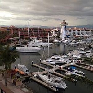 1185351 555781967805056 738292135 n