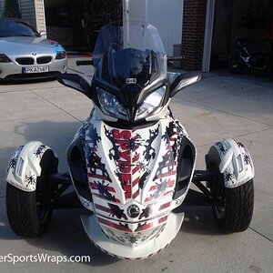 spyder ST Oil Slick design