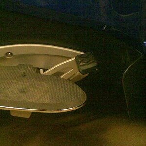 lower vent opening heat deflector