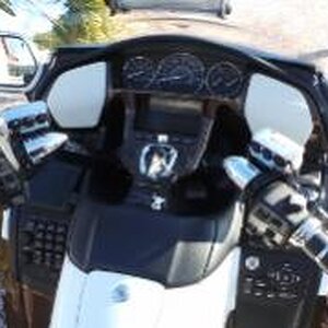 Divan novembarski dan 021 (320x180)