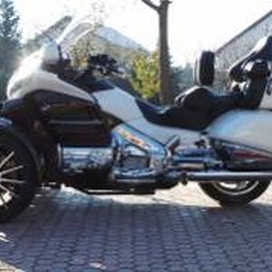 Divan novembarski dan 026 (320x180)