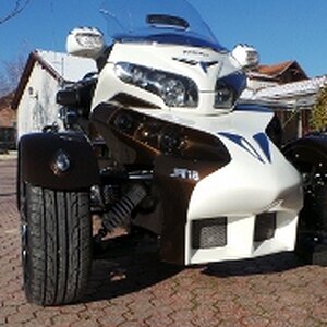 Divan novembarski dan 030 (320x180)