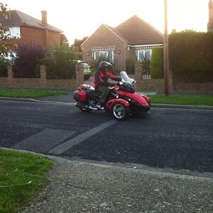 Spyder prior to upgrades, me setting off on a 400 mile ride home.