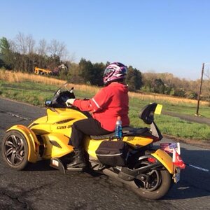 karen spyder 1
The Mrs. just got her endorsement on the 20th and wanted to ride to work this past weekend (26th). I took the pics pof her first ride i