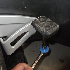 Break pedal rubber removal