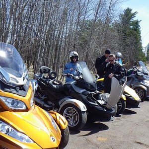 Stopped at Thomson Reservoir - water roaring out of the dam.
