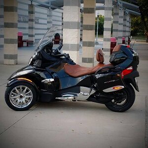 2014 Currant Black RT Limiter w/Tan Comfort Seat and Utopia Back Rest