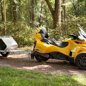 Aluma MCT XL, BRP trailer hitch, RTS / SE6