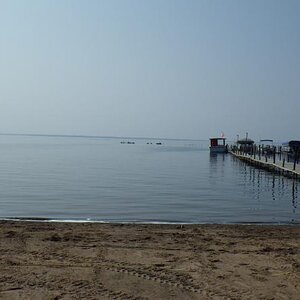 Such a calm day...I don't think I've seen a lake this still in a long time.