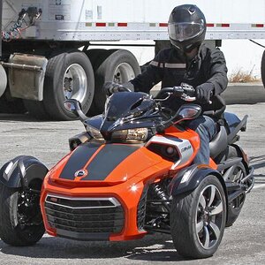 all new can am spyder f3 efi spotted with no camouflage photo gallery 3