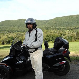 DSC00215
A quick stop on Rt 22