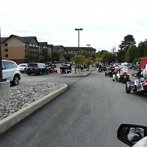 DSC00269
Bennington Monument Mount Equinox