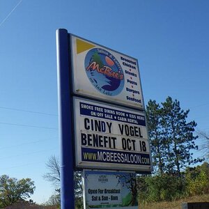 Brunch break before the "long" ride.