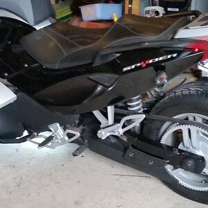 I kept the bottom part of the Belt Guard on the Spyder for obvious reasons. No need to get a rock up in there.