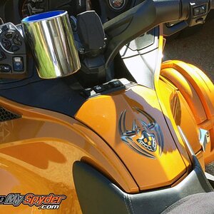 Boren spider glove box