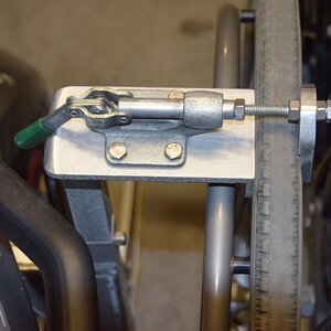 this inboard lock clamps down on the tire