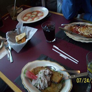 The food; can't see the fried goatcheese because we ate it all, yumm.