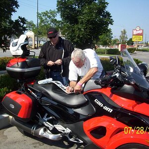 Fastfaser signing banner.  Ft. Erie, Ontario
