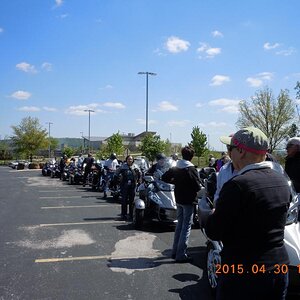 Potty stop at Tabletop Lake