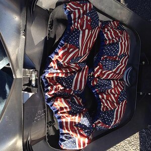 FLO (Frunk Lid Organizer) by
bjsimpressions@yahoo.com found @ spyderfest 2015.