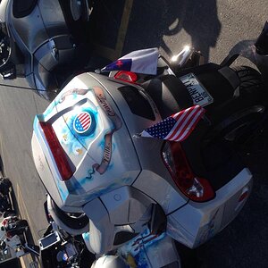 @spyderfest'15 & was nice enough to send me his spare emblem covers THX!