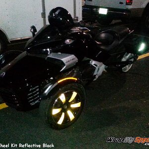 F3 Reflective wheel kit in Black