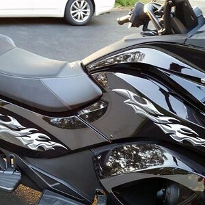 si758 3D chrome reflective graphics kit by WrapMySpyder.com
