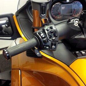 Front bolt on cup holder from Drinks2go.com