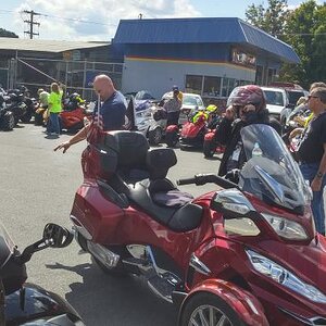 Organized chaos for Friday afternoon run