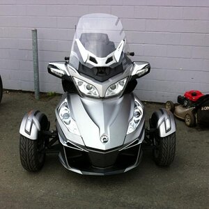 Added Air Scoop kit to my RT. Not cause of heat I just like the look of them!