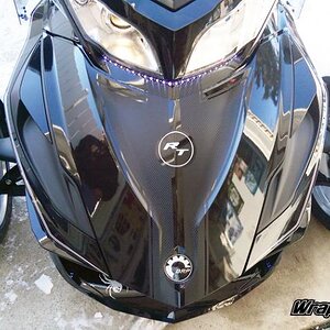 SergeB carbon fiber frunk