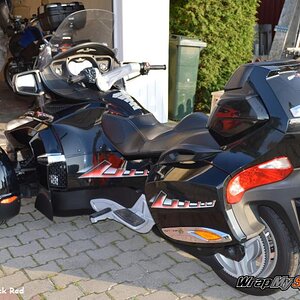 Rally Check Red RT graphics kit