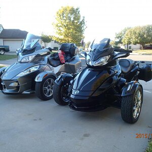 PB230008 Brother and Sister