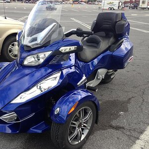 17158http://www.spyderlovers.com/forums/album.php?albumid=4137&attachmentid=123807