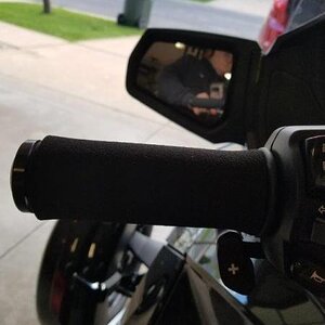 left foam grip /didn't like - too thick took off