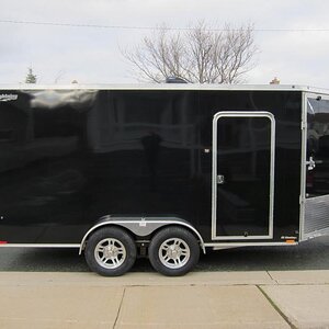 Enclosed trailer