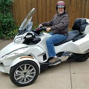 2013 Can AM Spyder RT Limited first ride (Mobile)