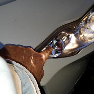 Unlit reflector below and inboard of US Fog Lights