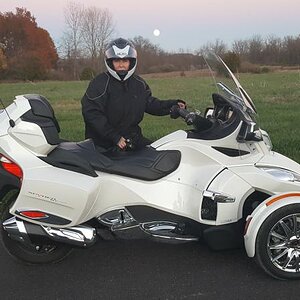 351FC17C FB17 49E8 A3C8 E2DA9A9C500E