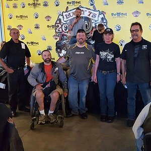 Attended every Spyderfest
Len, Lamont, Joy (Yazz), Dan (Firefly), Seth (SethO) and I, Larry