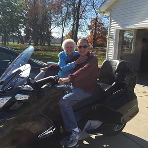 IMG 1332[1]http://www.spyderlovers.com/forums/album.php?albumid=4423&attachmentid=140654