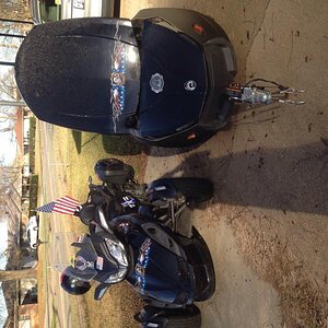 Getting trailer to match bike :) hood decal