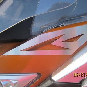 RT Windshield Grills 001