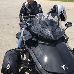 2C59F19D 9B82 44EE 98A4 64F184FB73E1