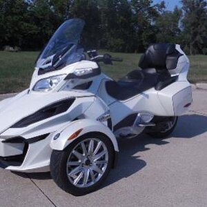 2015 Can Am Spyder RT