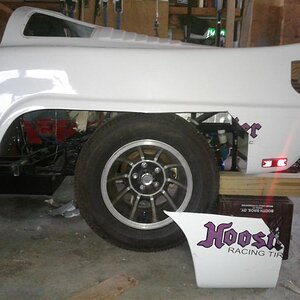 Fender modification #8 .... I have actually moved the wheel back another foot ... that red light is now gone .... the tire is that far back