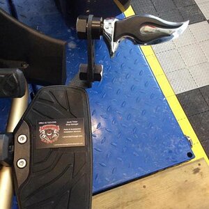 C71BE2B0 C940 4F15 8426 C1A3473D852F