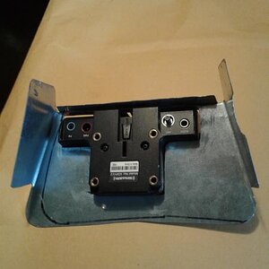 This is the radio connector inside the home made frame .... it's the bottom side ....