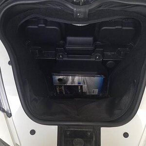 Inside Spyder Frunk Manual mounting