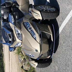 F51DD084 DD42 4568 8901 684B21732EBE